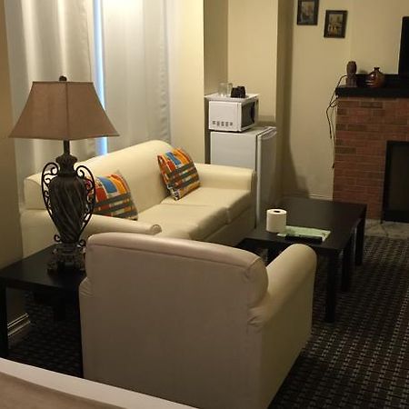 Adas Guesthouse Toronto Oda fotoğraf