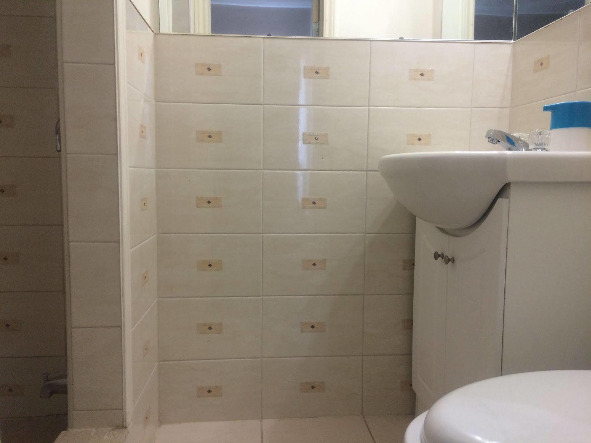 Adas Guesthouse Toronto Dış mekan fotoğraf