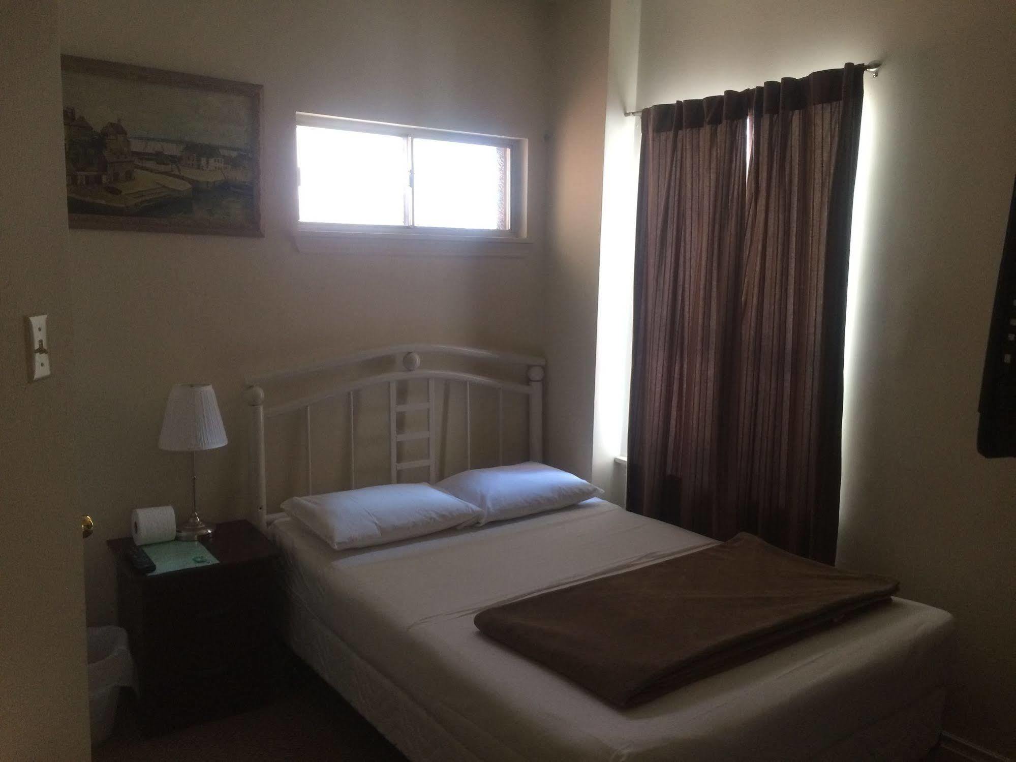 Adas Guesthouse Toronto Dış mekan fotoğraf